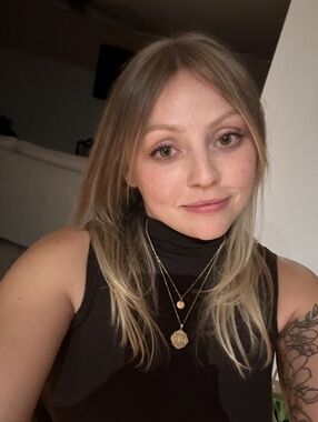 Meet your Posher, Liz